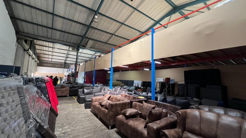 To Let commercial Property for Rent in Killarney Gardens Western Cape